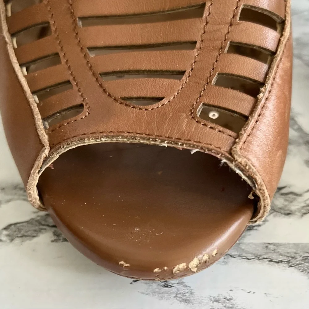 Audrey Brooks Kansan Booties Cognac Brown Laser Cut Peep Toe Gladiator 10